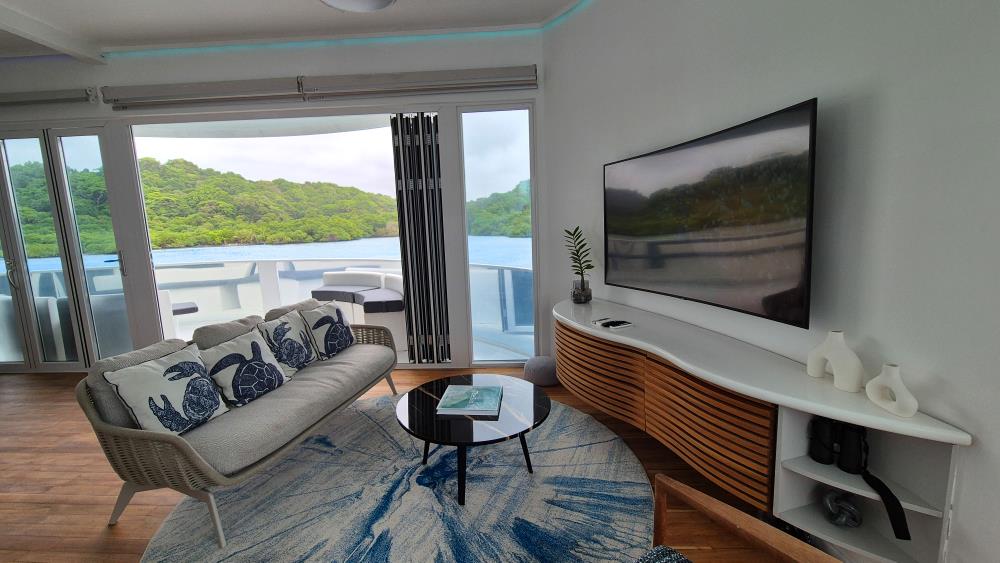 Quality over quantity: minimalist luxury in practice